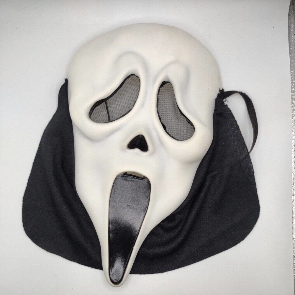 Vtg Scream Ghost Face Mask Easter Unlimited Inc Halloween Scary Fun Bibbed 90’s